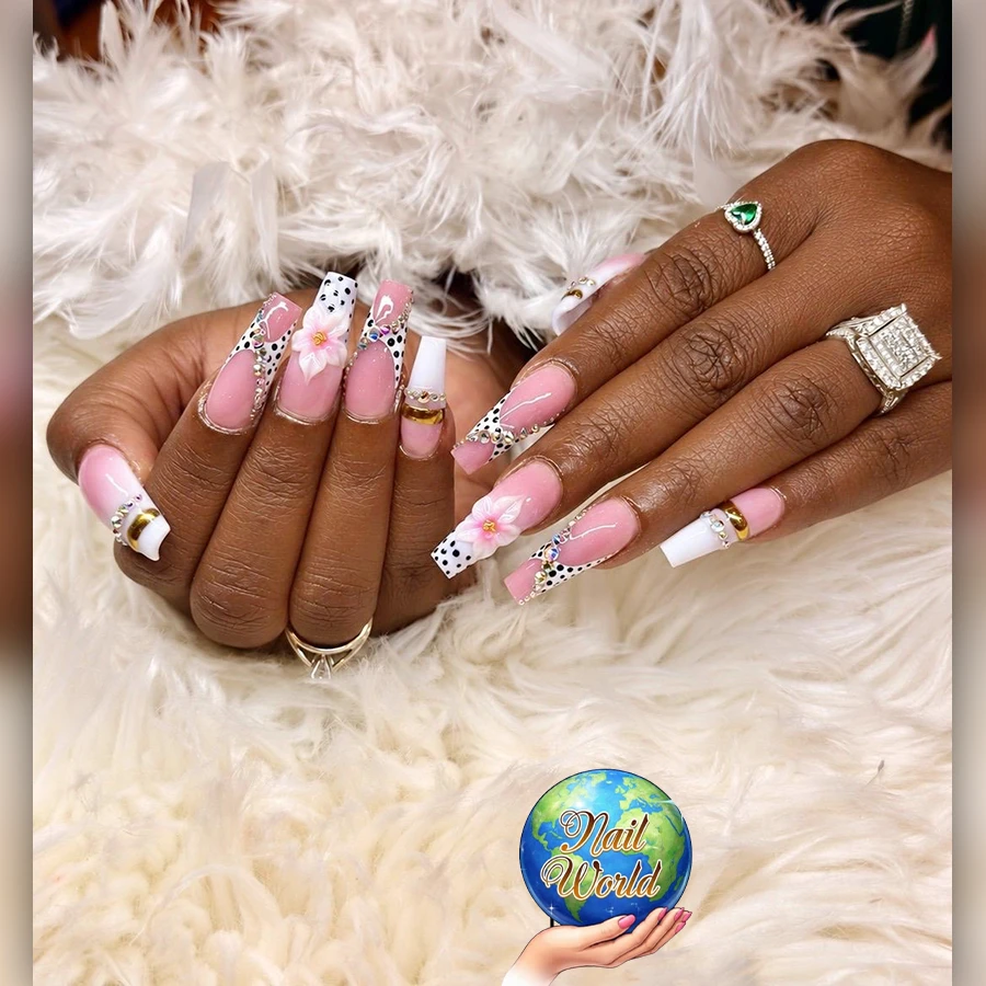 Nail World